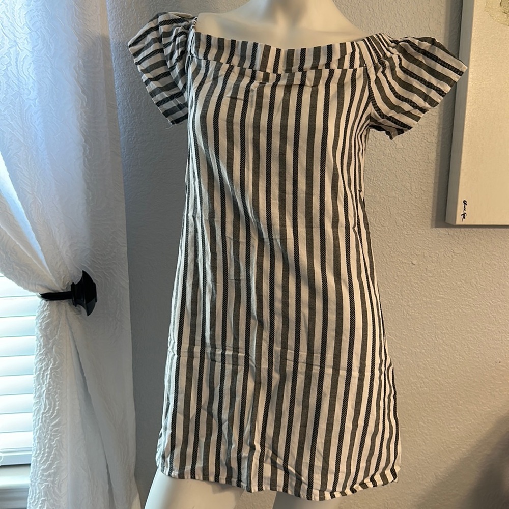 Lots of Love by Speechless off the shoulder dress